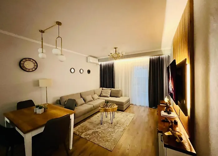 Luxury 公寓 地拉那